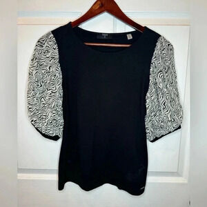 Tahari Women's Size Small Puffy Zebra Sleeve Pullover Black Casual Modern Top